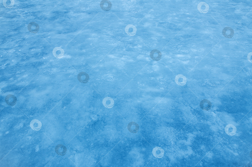 Скачать Голубой ледяной фон. Замерзшая вода, море. фотосток Ozero