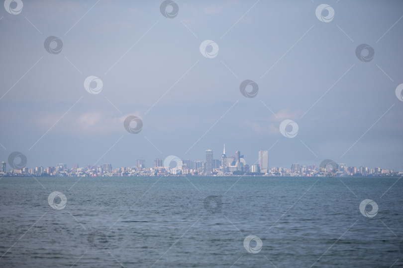 Скачать Панорама современного города Батуми с моря. фотосток Ozero
