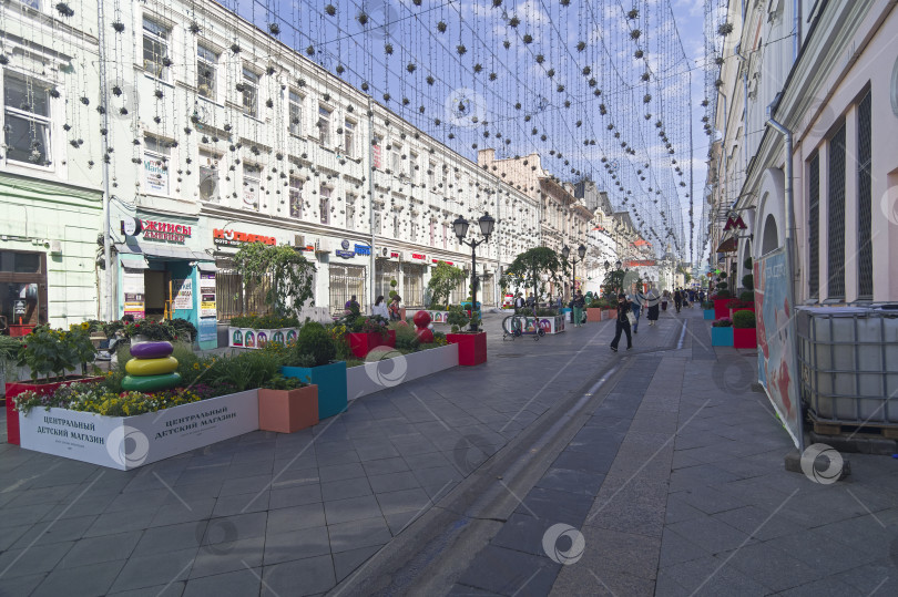 Скачать Пешеходная улица в центре Москвы фотосток Ozero