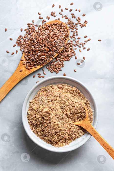 Скачать Льняное семя (linseed) цельное и молотое фотосток Ozero