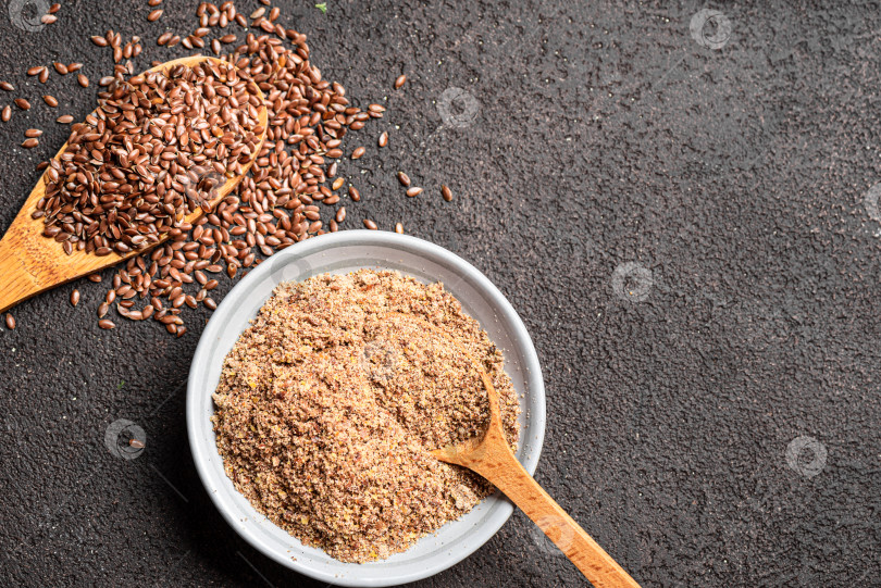 Скачать Льняное семя (linseed) цельное и молотое фотосток Ozero