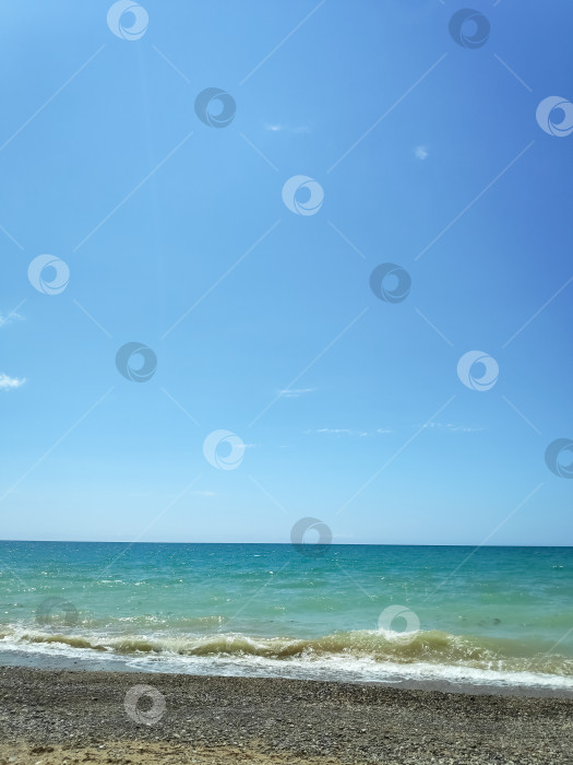 Скачать Океан голубой, а небо чистое. фотосток Ozero