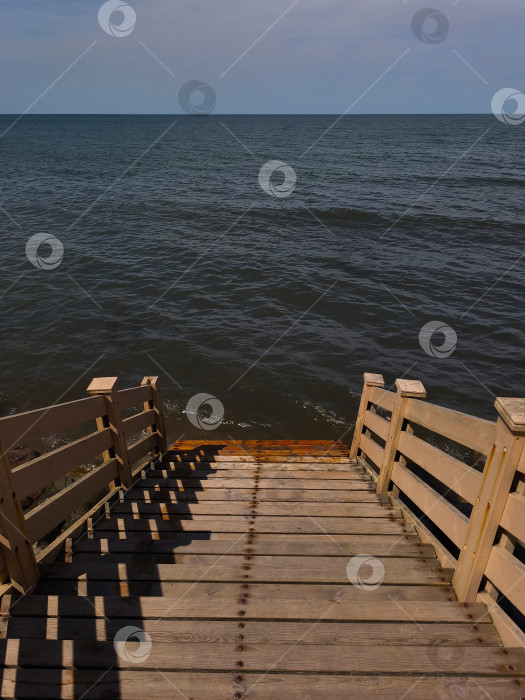 Скачать Лестница в Балтийское море фотосток Ozero
