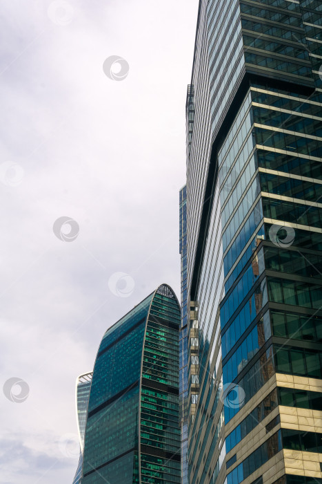 Скачать Небоскребы в финансовом районе Москвы, Россия. фотосток Ozero
