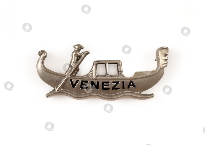Скачать Подарочный магнит из Венеции (Италия). "Venezia" - это Венеция. Элемент дизайна с контуром вырезки фотосток Ozero