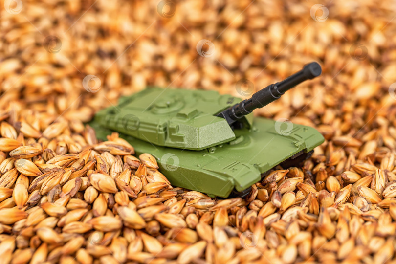 Скачать Концепция: военные конфликты приводят к глобальной нехватке зерна фотосток Ozero