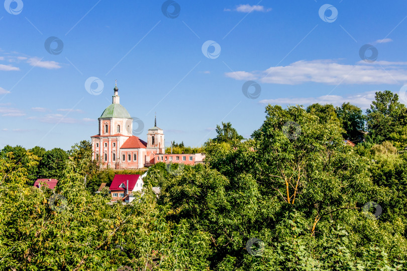 Скачать Смоленск, Россия, 15 июля 2018 года, Православный храм Святого Георгия Победоносца религия в Смоленске, Россия фотосток Ozero