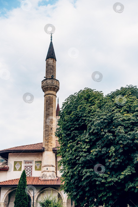 Скачать Бахчисарай, Крым, 20 июля 2020 года, внешний вид исламской достопримечательности - музея Ханского дворца фотосток Ozero