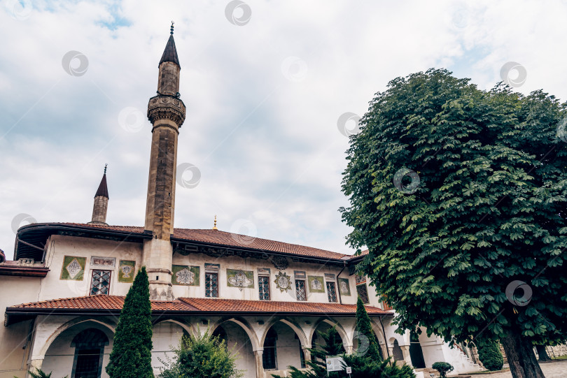 Скачать Бахчисарай, Крым, 20 июля 2020 года, внешний вид исламской достопримечательности - музея Ханского дворца фотосток Ozero