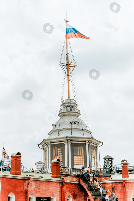 Скачать Санкт-Петербург, Россия, 7 августа 2020 года, музей "Народная прогулка" в Петропавловской крепости фотосток Ozero