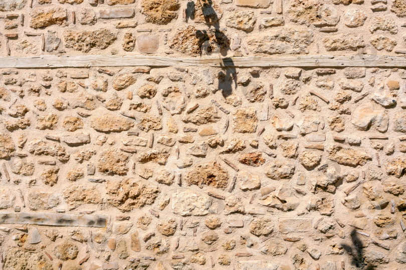 Скачать Стена из камня с деревянным каркасом фотосток Ozero