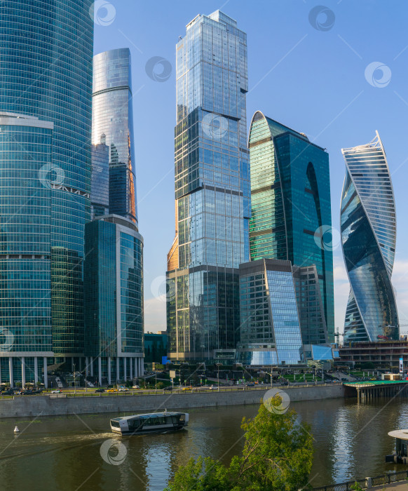 Скачать Московский международный деловой центр, панорамный вид на небоскребы фотосток Ozero