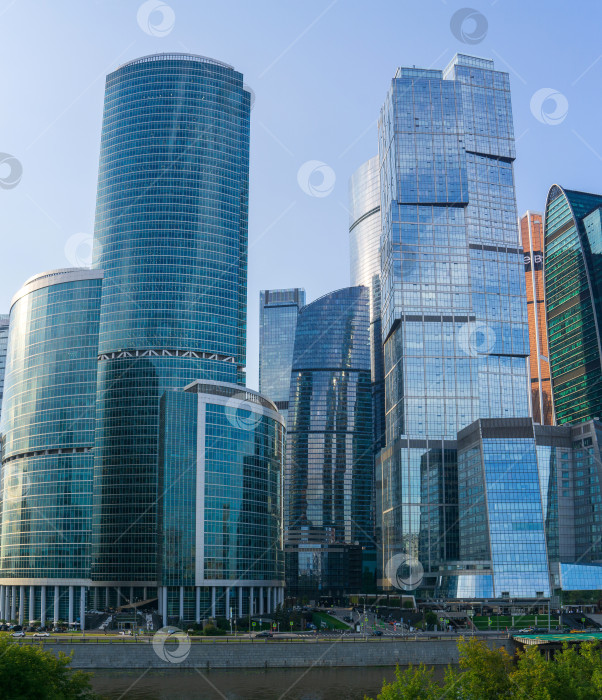Скачать Московский международный деловой центр, панорамный вид с набережной Москвы-реки фотосток Ozero