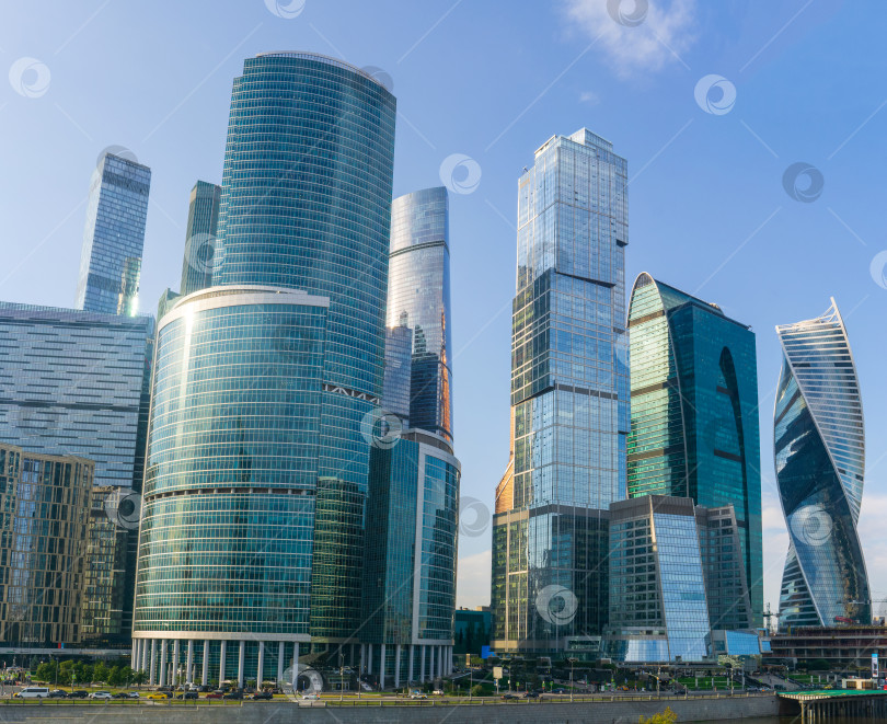 Скачать Московский международный деловой центр, панорамный вид с набережной Тараса Шевченко фотосток Ozero