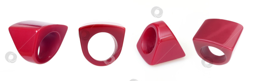 Скачать Красное современное кольцо, выделенное на белом фоне фотосток Ozero