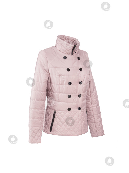 Скачать Розовый пуховик для спорта и отдыха, выделяющийся на белом фоне фотосток Ozero