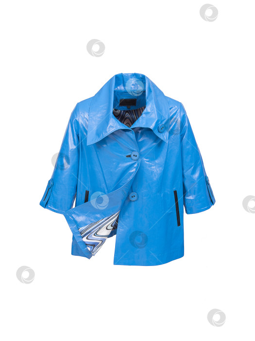 Скачать Красивая кожаная синяя куртка, выделяющаяся на белом фоне фотосток Ozero