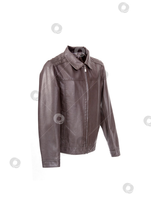 Скачать Коричневая кожаная куртка, выделенная на белом фоне фотосток Ozero
