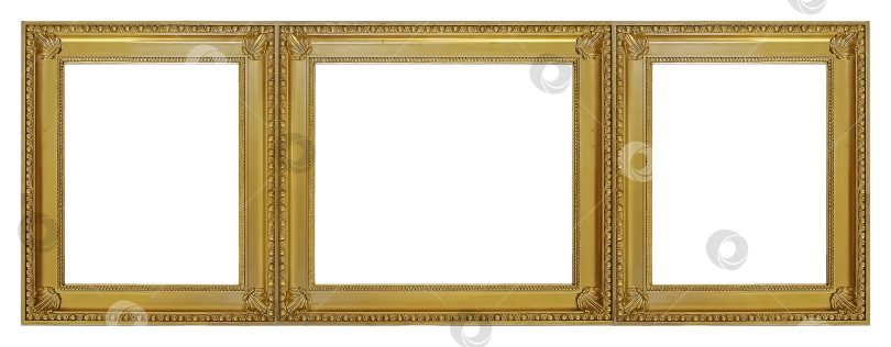 Скачать Тройная золотая рамка (триптих) для картин, зеркал или фотографий, выделенных на белом фоне фотосток Ozero