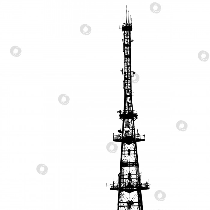 Скачать коммуникационная вышка для приема телевизионных сигналов и сигналов мобильных телефонов. Векторная иллюстрация. фотосток Ozero