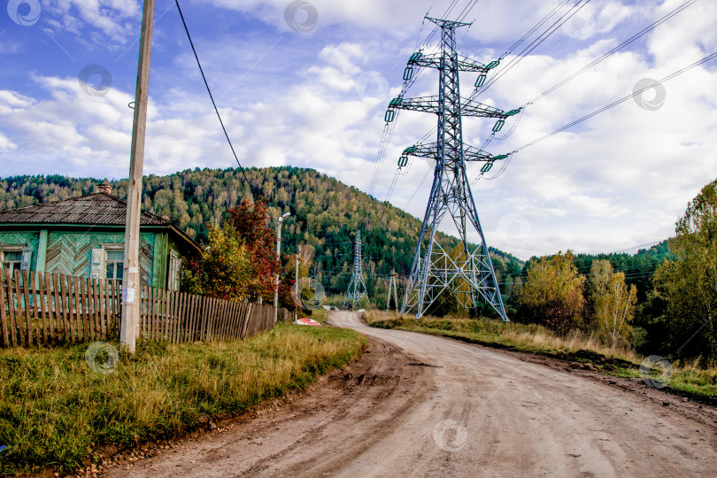 Скачать Башня линии электропередачи, Кабели на фоне голубого неба, Передающий провод фотосток Ozero