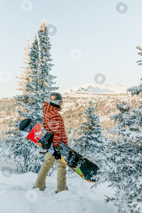 Скачать Шерегеш, Россия, 5 января 2021 года, горнолыжный курорт для сноубордистов фотосток Ozero