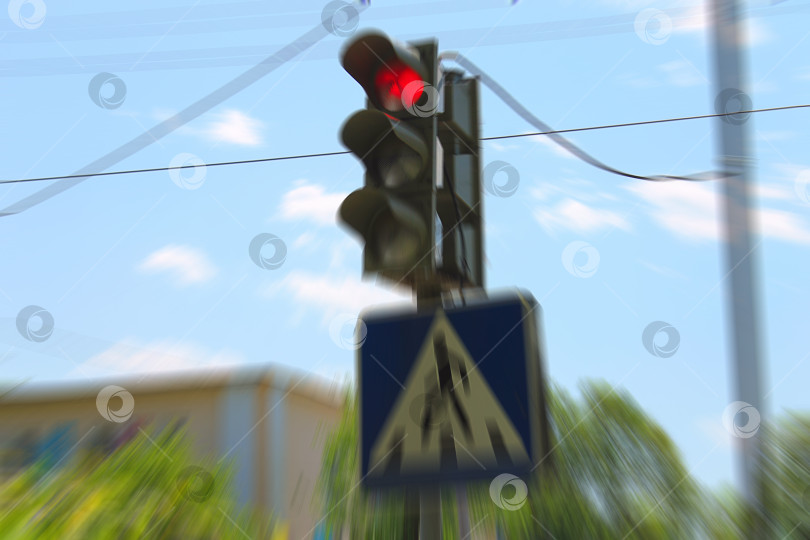 Скачать светофор на перекрестке фотосток Ozero