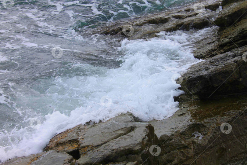 Скачать Морская волна и морская пена фотосток Ozero