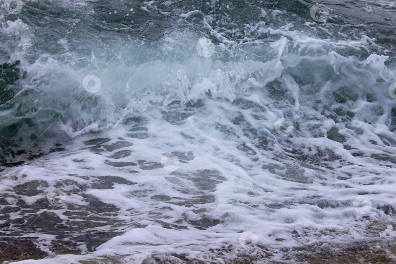 Скачать Морская волна и морская пена фотосток Ozero