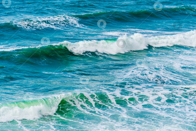 Скачать Черное море спокойное, волны небольшие фотосток Ozero