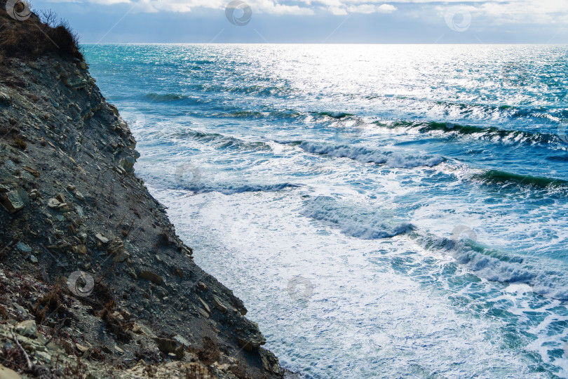 Скачать Курорт Кабардинка. Черное море спокойное, а вода голубая фотосток Ozero