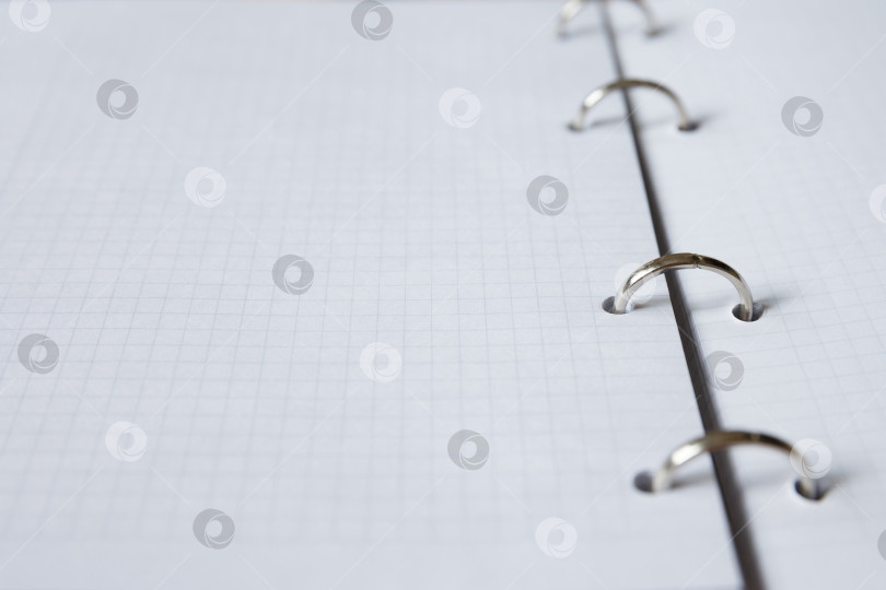 Скачать Белый лист из тетради или дневника фотосток Ozero