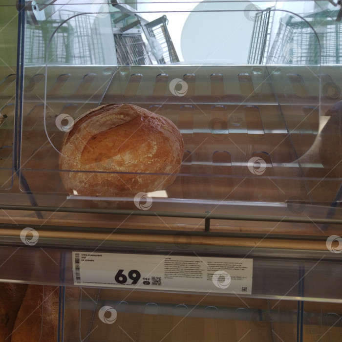 Скачать Отдел хлеба в магазине "Пятёрочка". фотосток Ozero