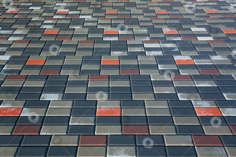 Скачать каменная брусчатка на пешеходной дорожке или тротуаре фотосток Ozero