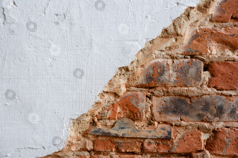 Скачать фон и текстура, кирпично-красная стена, выкрашенная в белый цвет фотосток Ozero