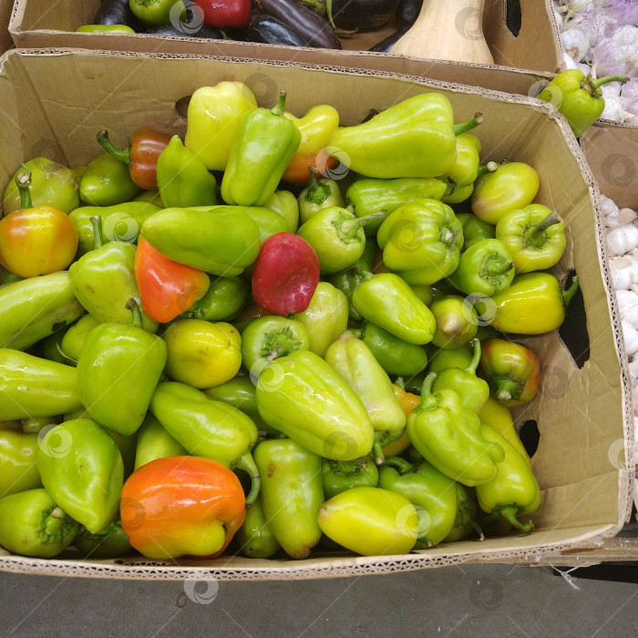 Скачать Отдел перцев в магазине "Победа". фотосток Ozero