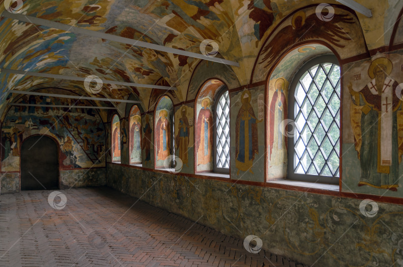 Скачать Старинная стена фотосток Ozero