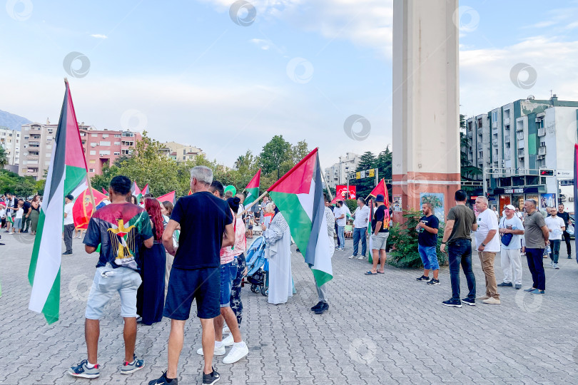 Скачать Бар, Черногория, 15 августа 2025 года, Политический митинг в поддержку Палестины фотосток Ozero