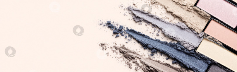 Скачать Мазки теней для век различных цветов и текстур для любителей макияжа фотосток Ozero