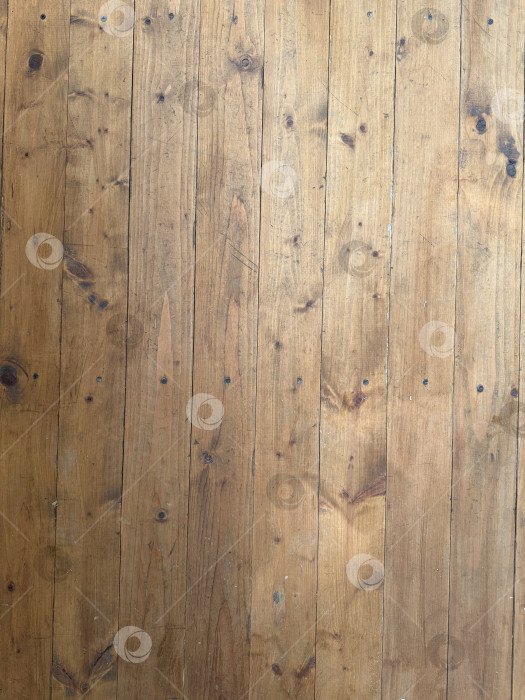 Скачать Деревянная текстура с видимой зернистостью подходит в качестве фона в деревенском стиле для различных дизайнерских решений. фотосток Ozero