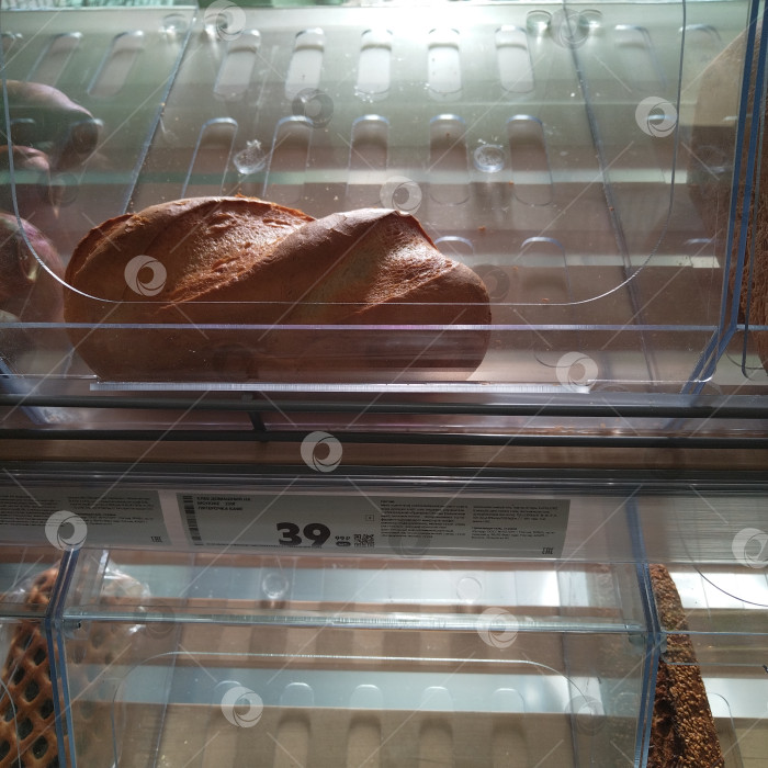 Скачать Отдел хлеба в магазине "Пятёрочка". фотосток Ozero