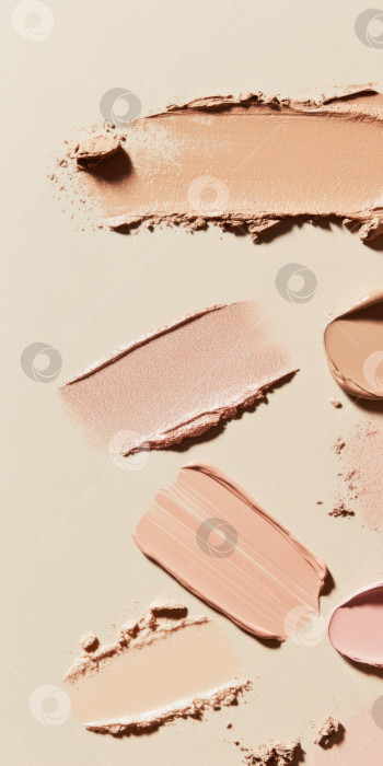 Скачать Жидкие косметические текстуры с нанесенным хайлайтером и тональным кремом фотосток Ozero