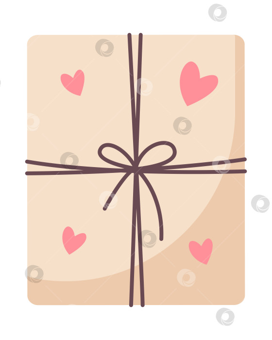 Скачать Крафт-конверт с сердечками, выделяющимися на белом фоне. фотосток Ozero