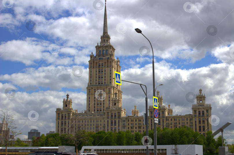 Скачать Сталинская высотка фотосток Ozero
