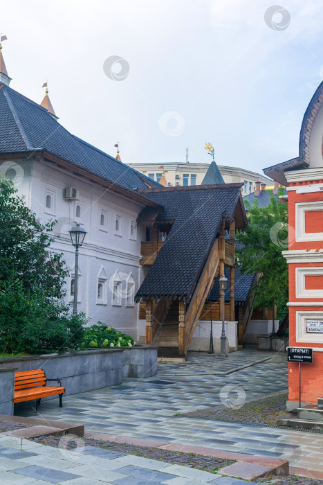 Скачать братский корпус Знаменского монастыря в Москве фотосток Ozero