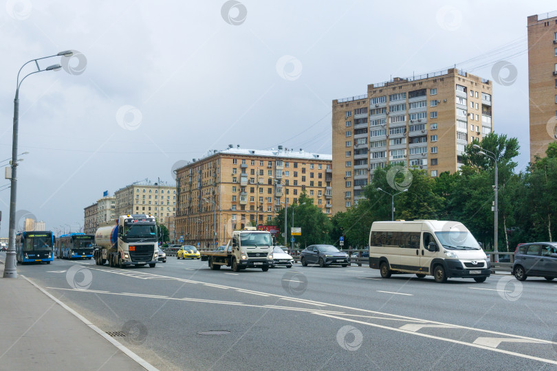 Скачать Вид на проспект Мира в Москве. фотосток Ozero