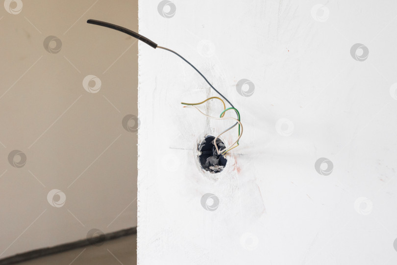 Скачать Электропроводка помещения без отделки фотосток Ozero