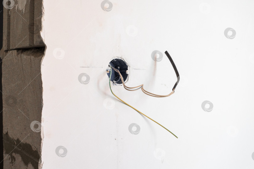 Скачать Электропроводка помещения без отделки фотосток Ozero