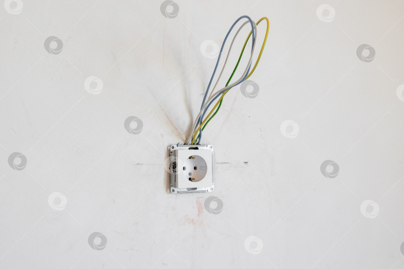 Скачать Электропроводка помещения без отделки фотосток Ozero