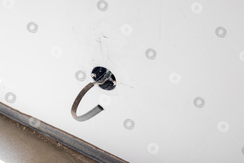 Скачать Электропроводка помещения без отделки фотосток Ozero